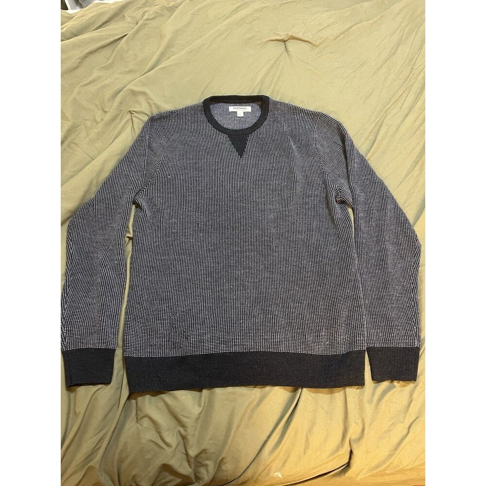 Good Threads Men’s Blue and White 100% Merino Wool Crew Neck Sweater Size L